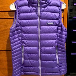 NEW Patagonia down vest